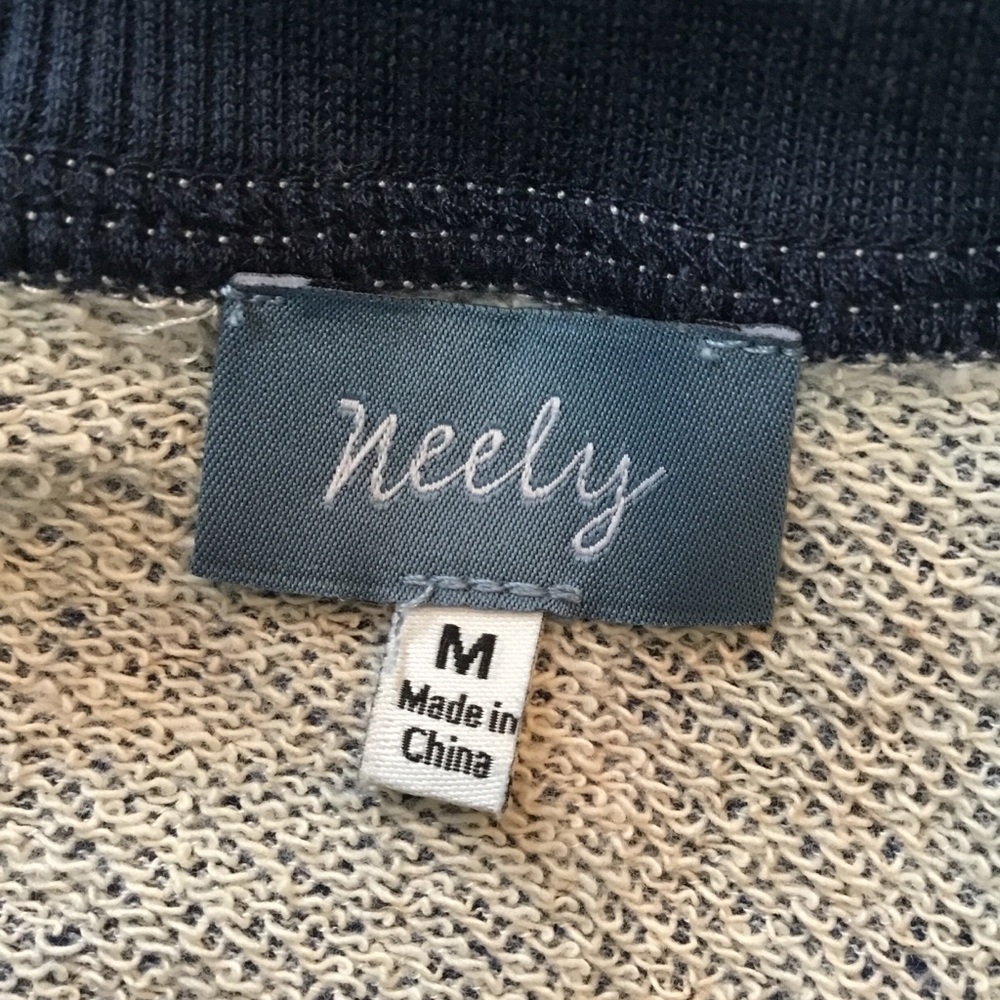 Neely pullover. - Picture 4 of 6